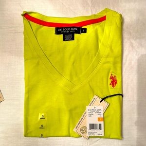 US Polo Assn. 214920-0600A
V-NECK T-SHIRT